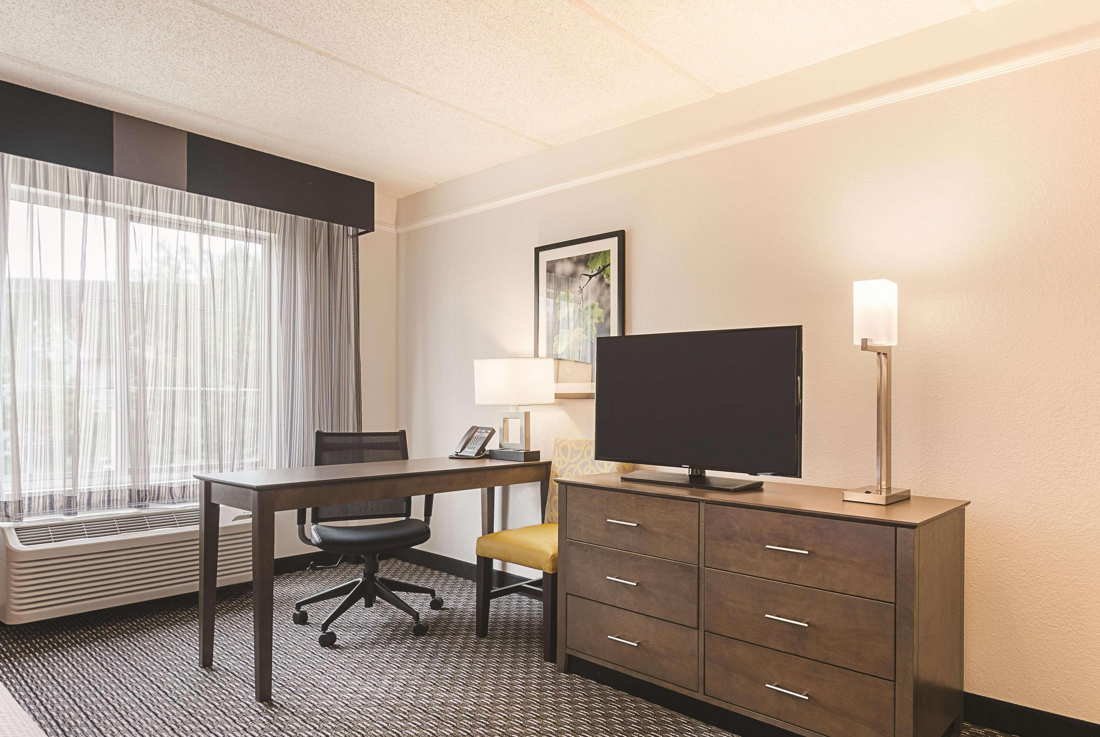 La Quinta By Wyndham Dallas Plano West Bagian luar foto