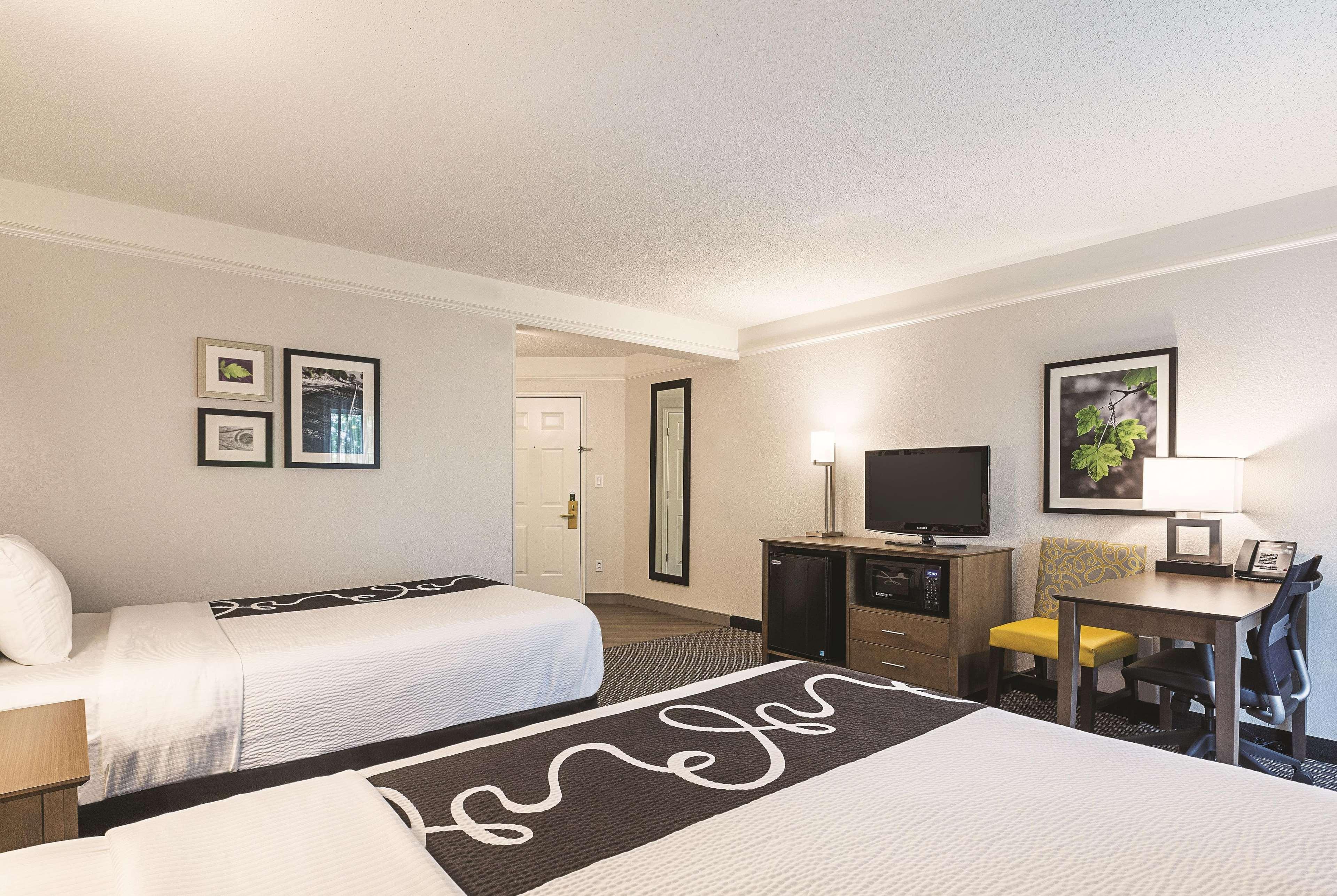 La Quinta By Wyndham Dallas Plano West Bagian luar foto