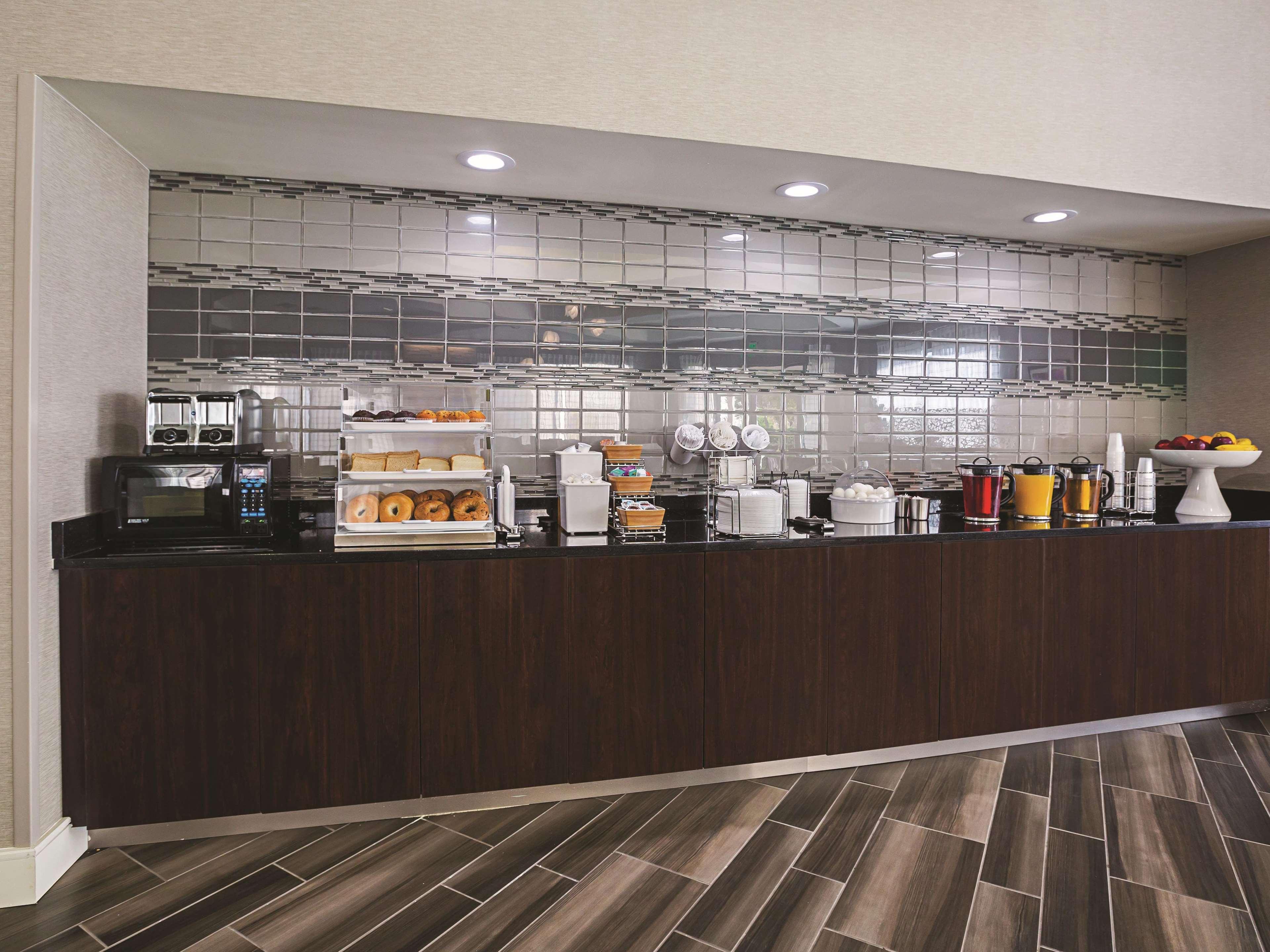 La Quinta By Wyndham Dallas Plano West Bagian luar foto