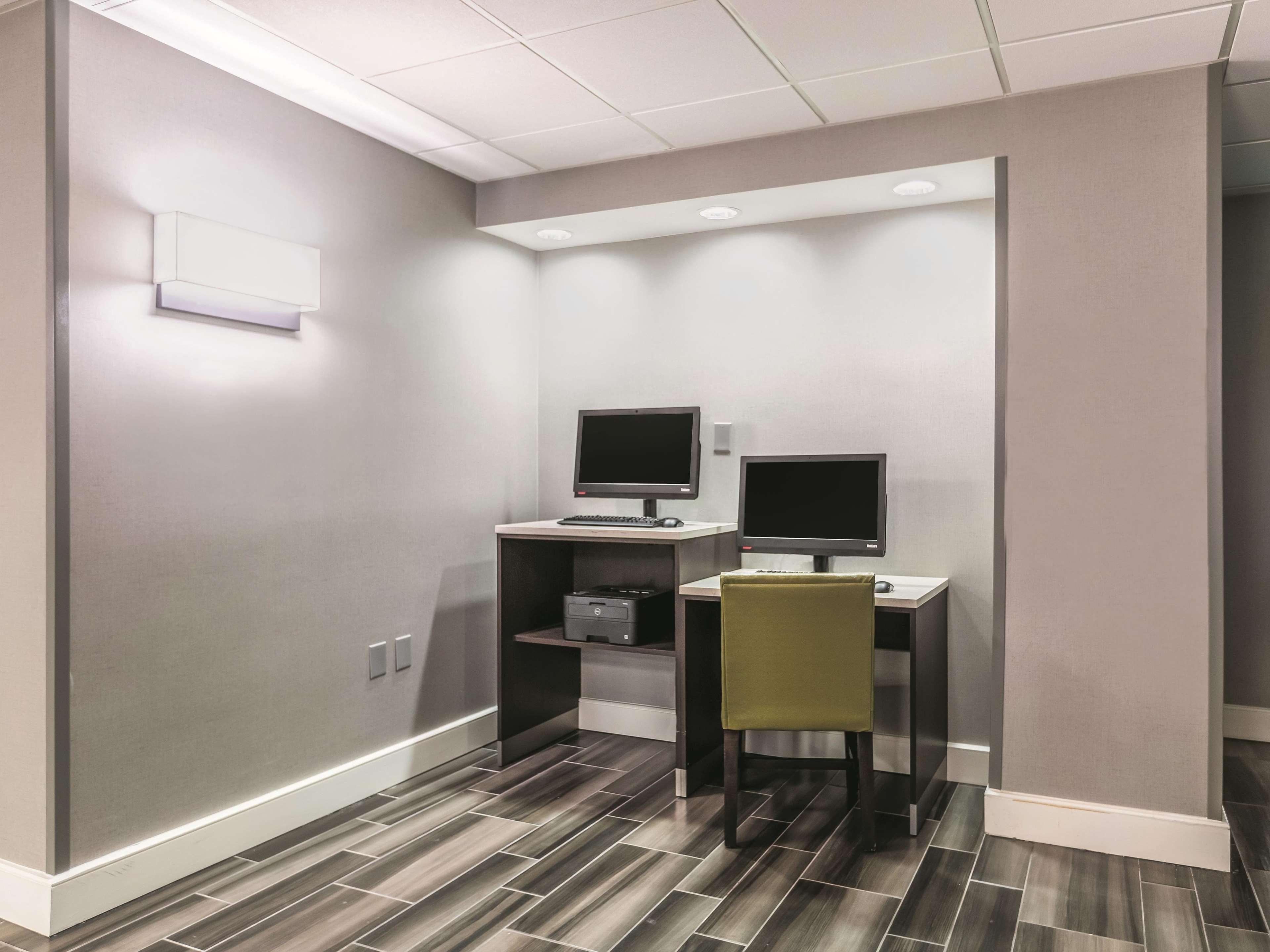 La Quinta By Wyndham Dallas Plano West Bagian luar foto
