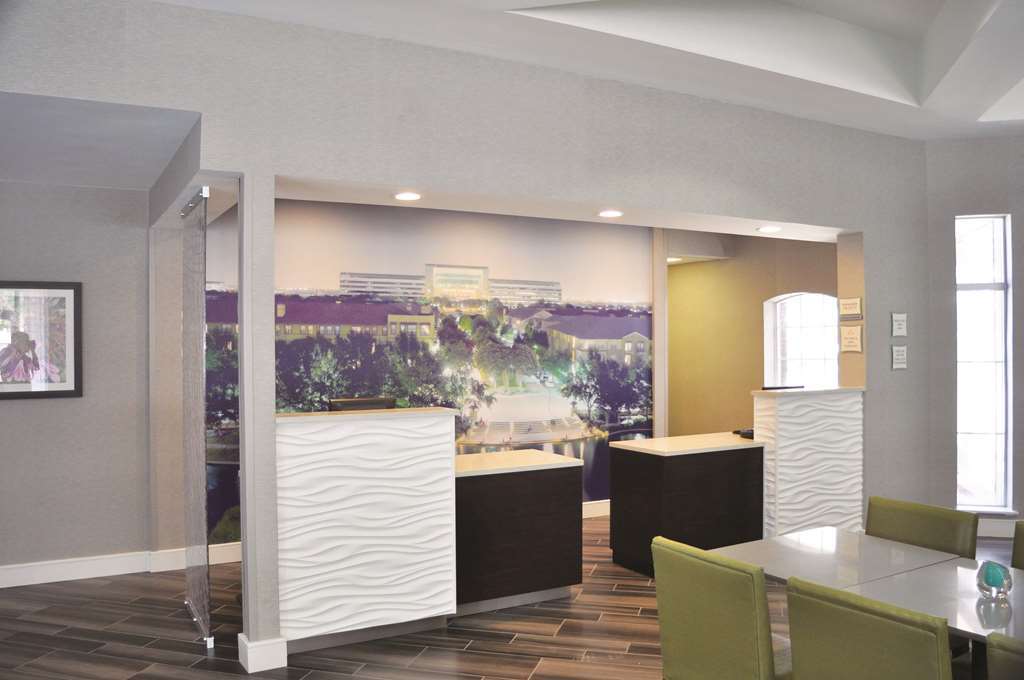 La Quinta By Wyndham Dallas Plano West Interior foto